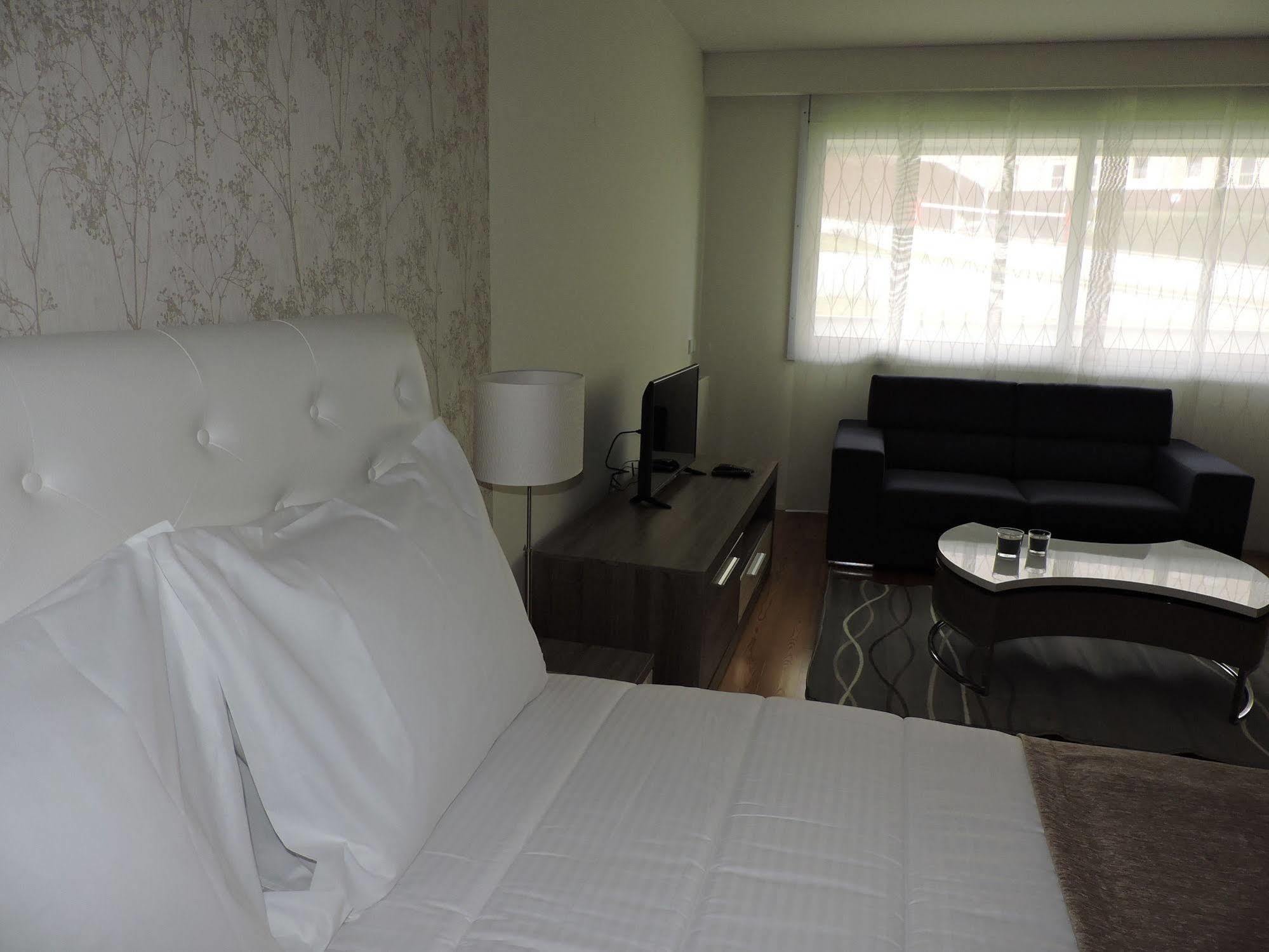 Rs Porto Boavista Studios Extérieur photo